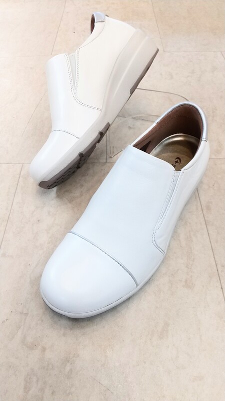 ★ やっぱり履きたい白い靴